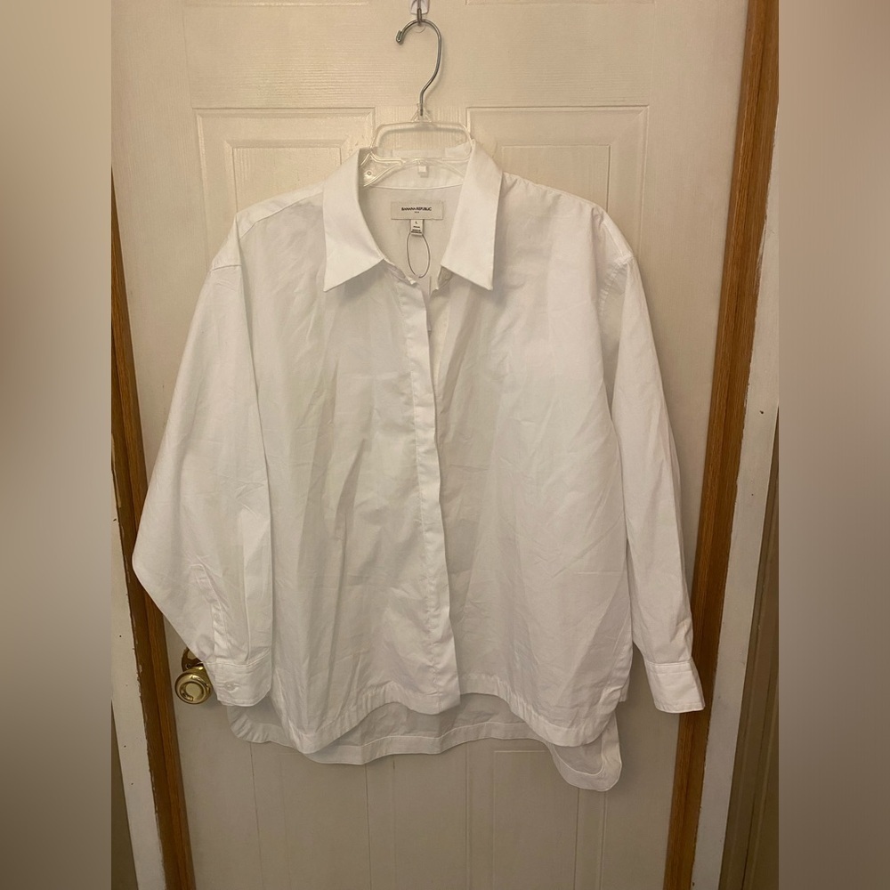 NWT Banana Republic Women’s White Crisp Long-Sleeve Button-Down Shirt
